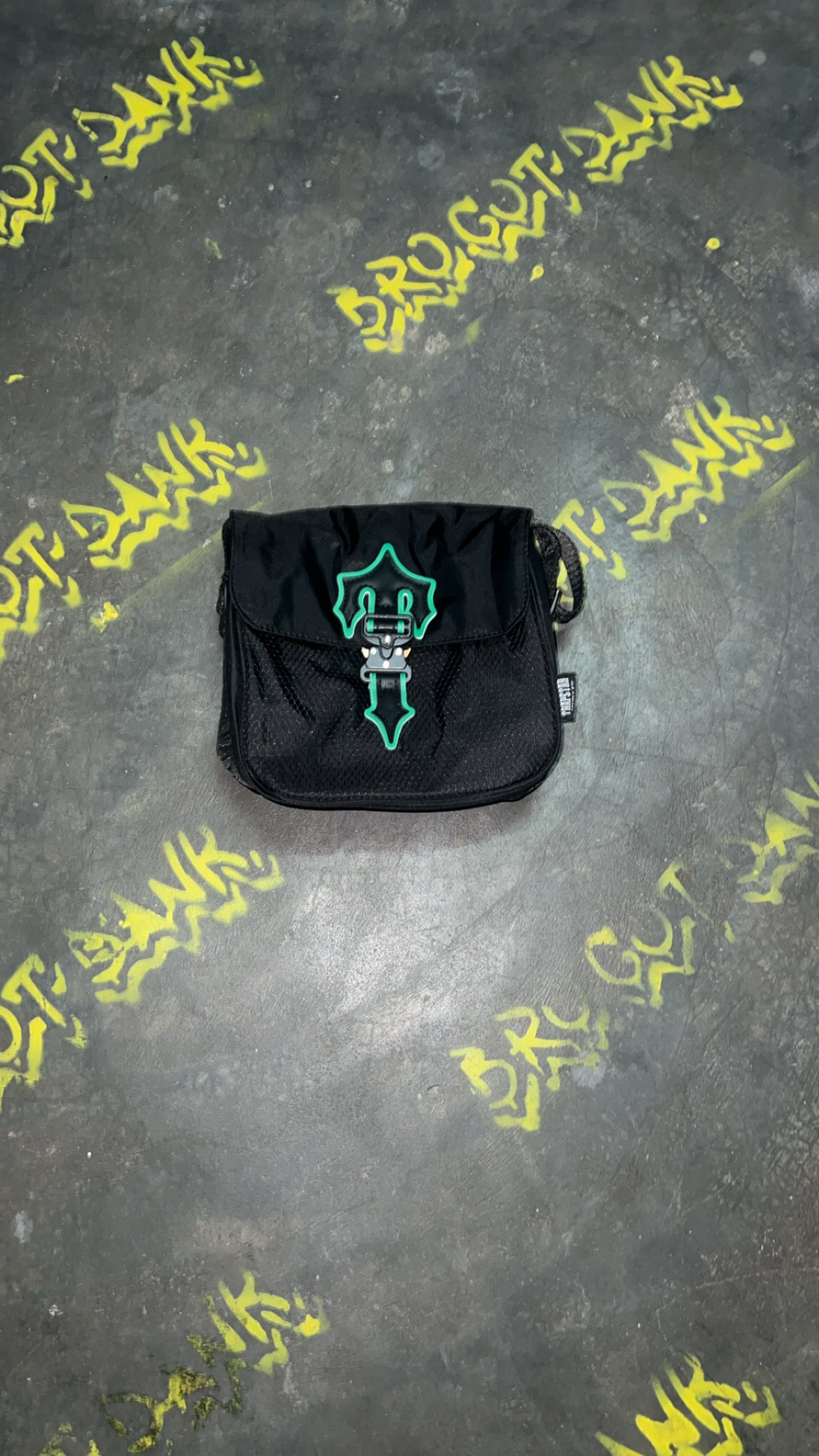 Trapstar Irongate Crossbody Sling bag B/Green
