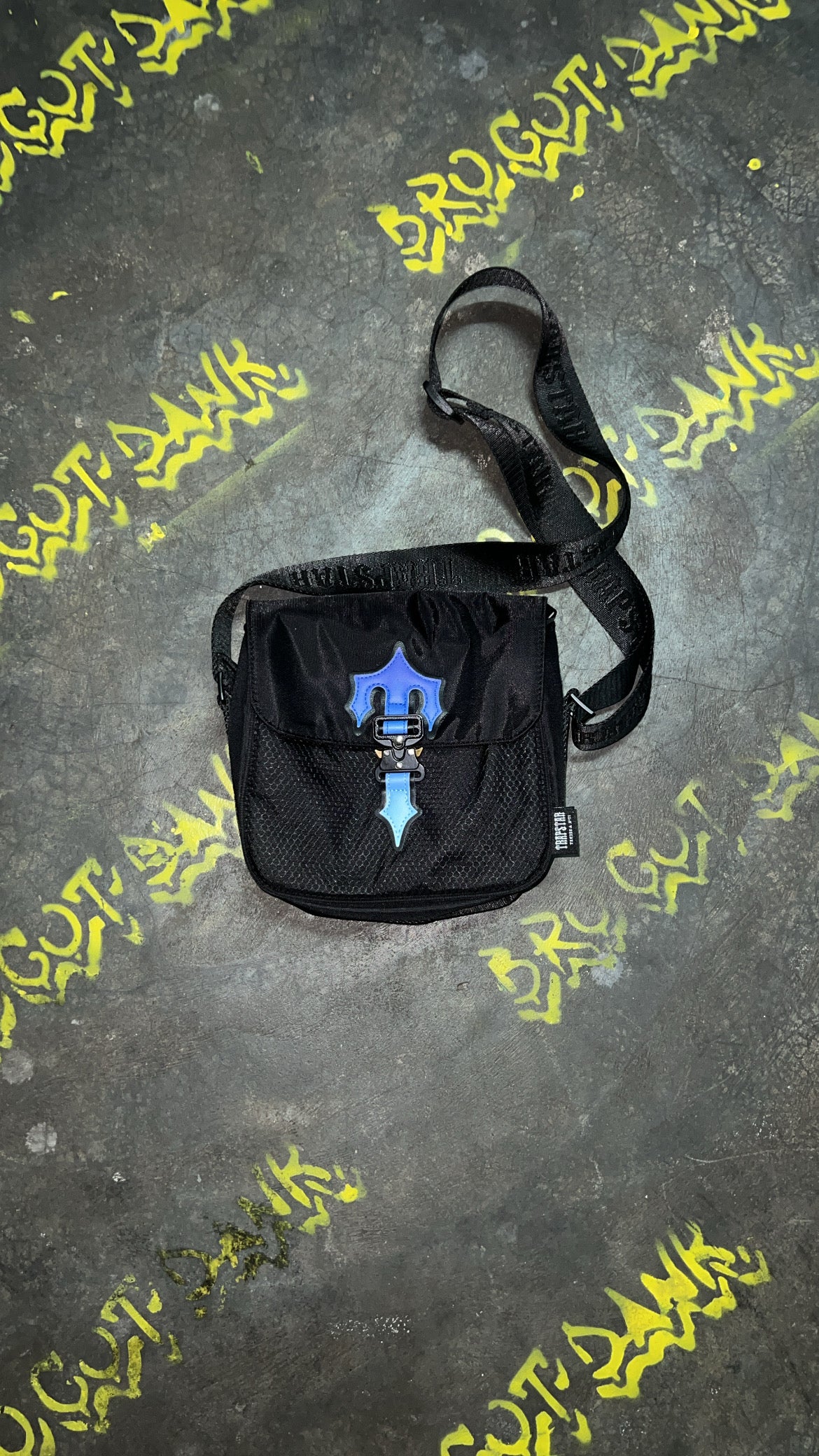 Trapstar Irongate 2.0 Crossbody Sling bag B/Blue
