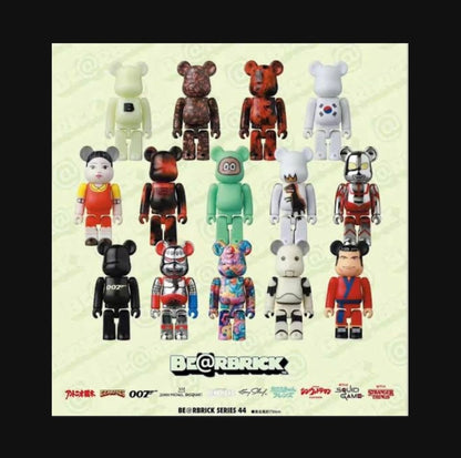 Bearbrick 100% series 44 Mystery