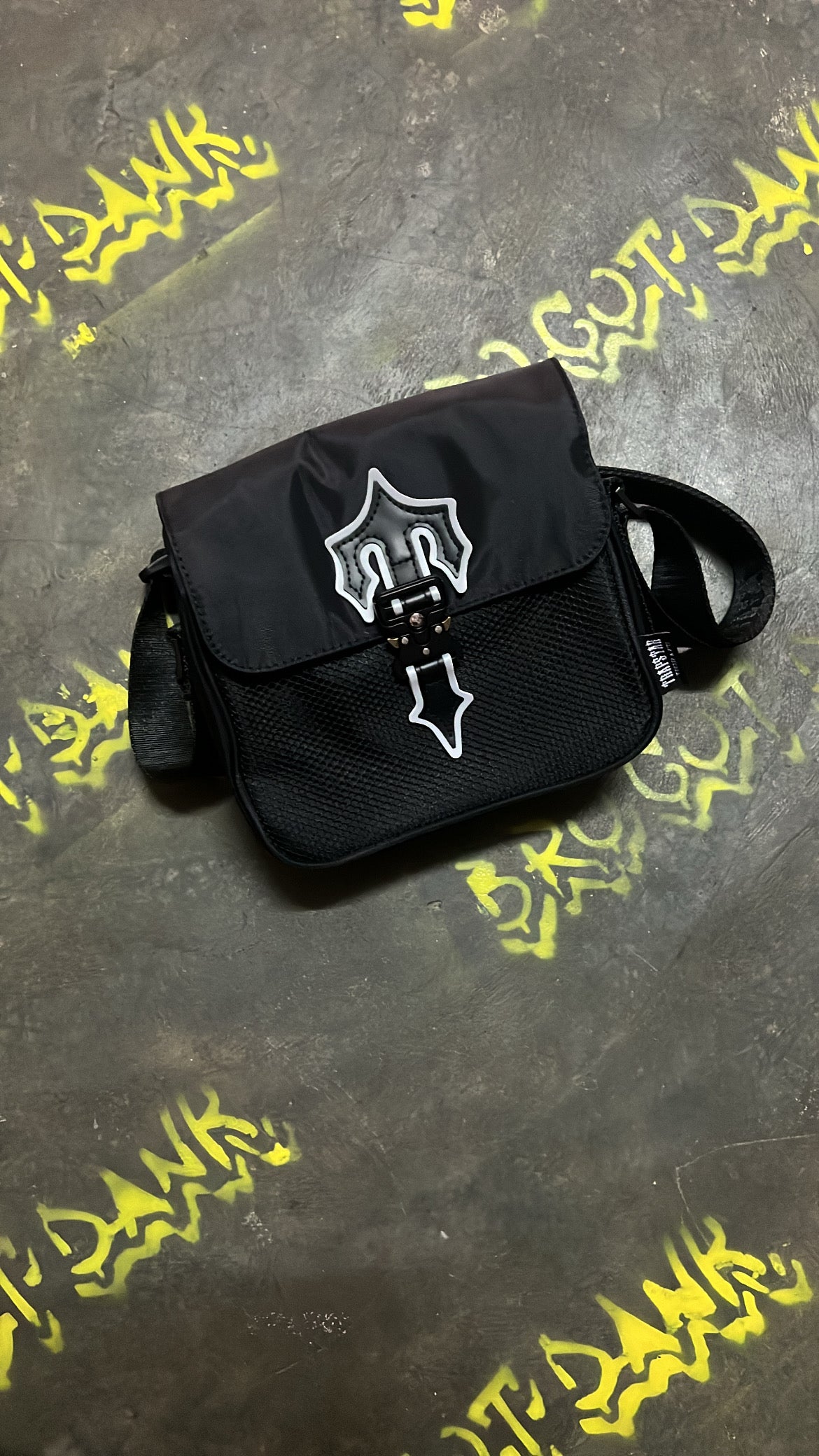 Trapstar Irongate T Crossbody Bag Black